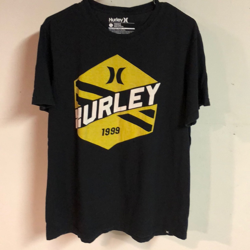 Hurley black T-shirt size L with logo